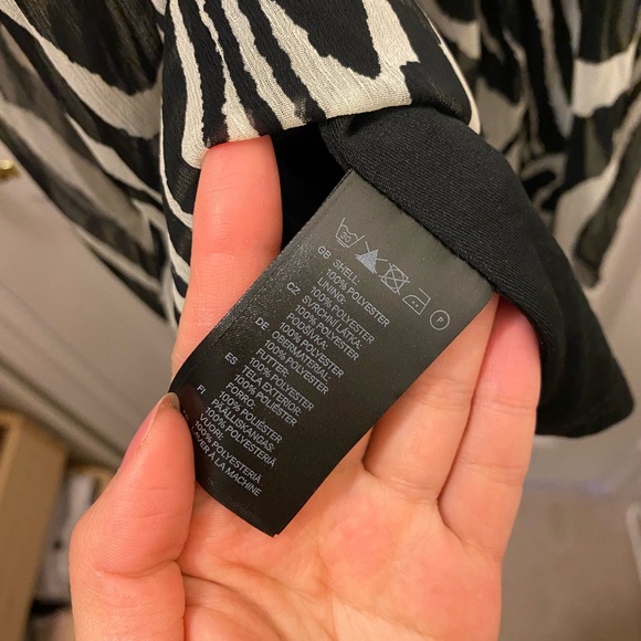 H&m zebra print chiffon mini dress - Picture 4 of 6